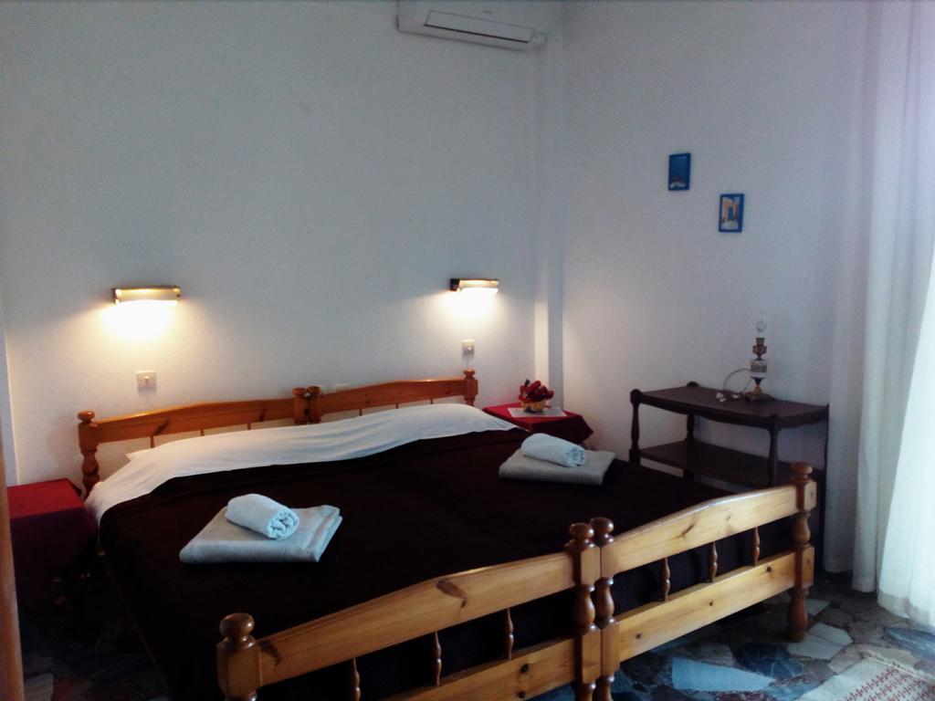 El Capitan Hotel Porto Koufo Bagian luar foto